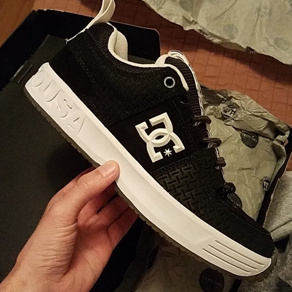 dc lynx size 12